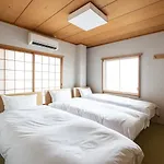 Nid Osaka Atre Nakatsu
